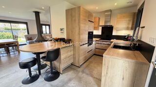  Propri�t�/ch�teau � vendre 6 pi�ces 140 m�