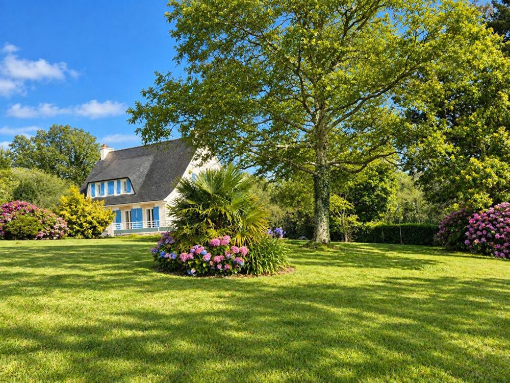 PROPRIÉTÉ DE 162 M² SUR 1,75 HECTARE : NATURE, ESPACE ET PROXIMITÉ DE LORIENT