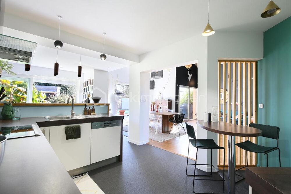 Vente Villa Superbe villa avec piscine et prestations de qualit� Roques