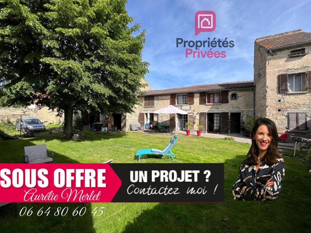 Vente Maison Corps de ferme avec grange et jardin clos -165 m² - Aubiat - Fort potentiel Aubiat