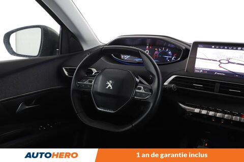3008 1.2 PureTech Allure EAT8 130 ch 2018 occasion 92130 Issy-les-Moulineaux