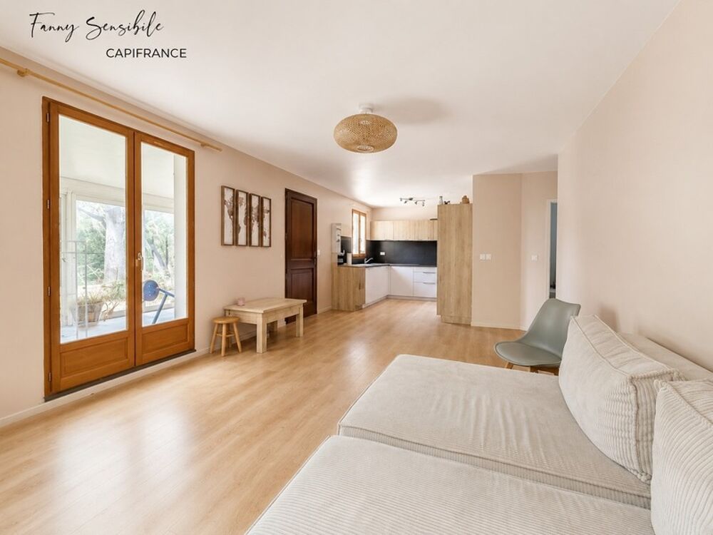 TRETS  Maison individuelle de plain-pied avec jardin, véranda et garage à pied du centre-ville