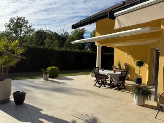  Maison à vendre 8 pièces 213 m²