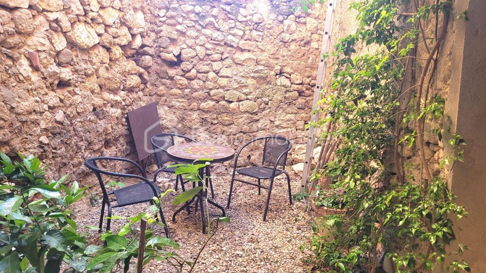 MAISON DE VILLAGE R+2 de 100 m² - TYPE 4 - 2 FACES - COUR - BALCON - TERRASSE