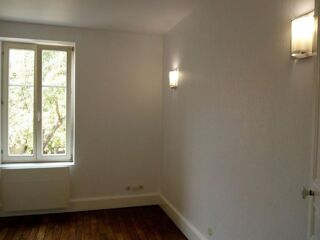  Appartement à louer 2 pièces 44 m²