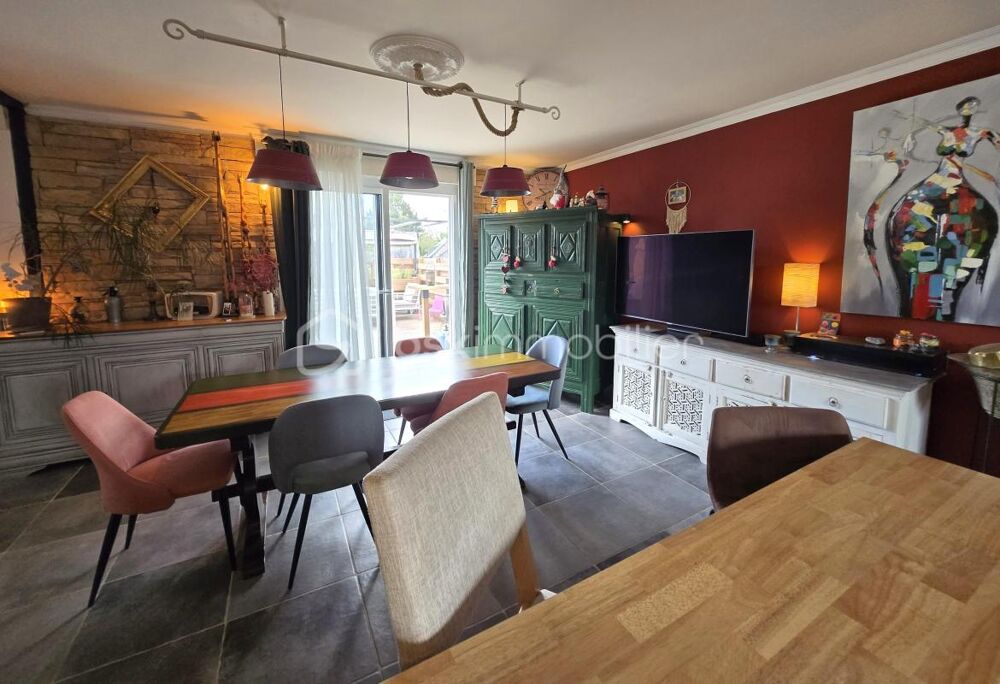 Vente Maison Une maison familiale aux beaux volumes, avec terrain et sous-sol complet Bonnemain