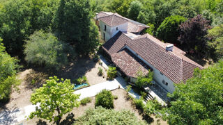  Maison à vendre 15 + pièces 420 m²