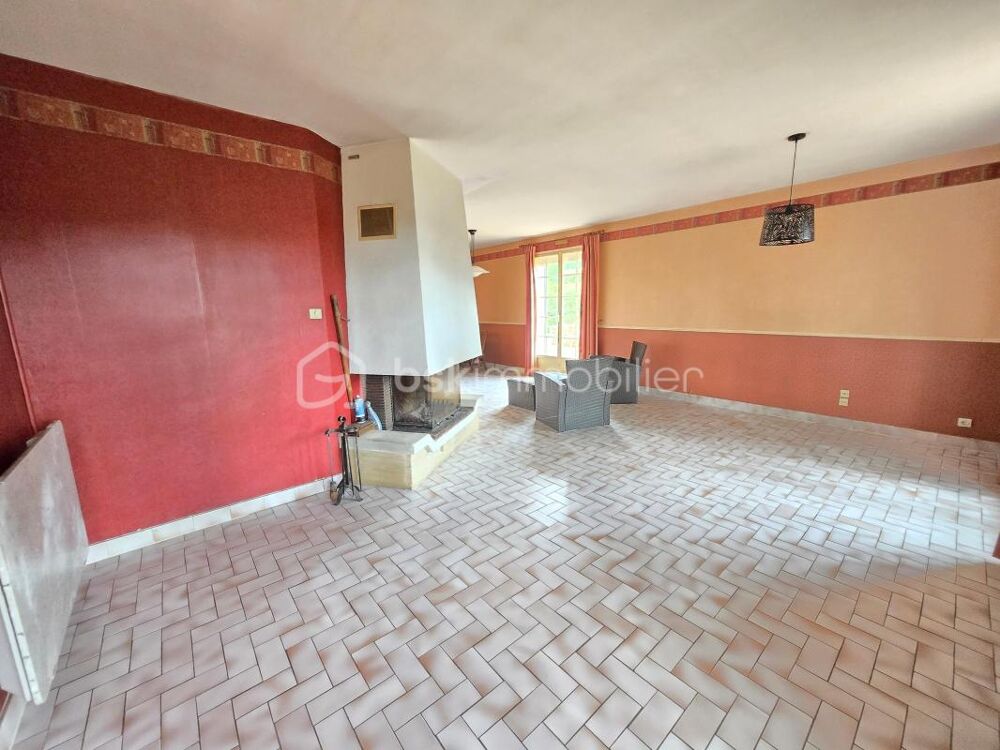 Joli Pavillon sur sous sol de 117m² à La Machine