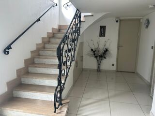  Maison � vendre 6 pi�ces 210 m�