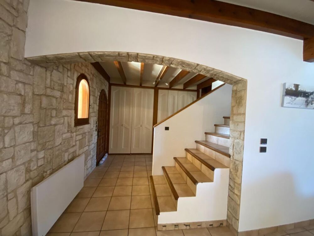 Maison familiale, jardin et piscine 33320 LE TAILLAN MEDOC