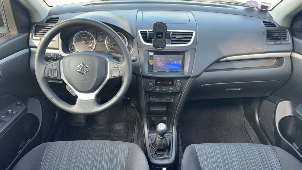 Swift 1.2 VVT 94 4X4 Pack - Entretien constructeur Toit ouvrant 2017 occasion 74000 Annecy