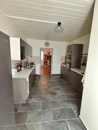 Vente Maison Grande maison de village rénovée Labastide rouairoux