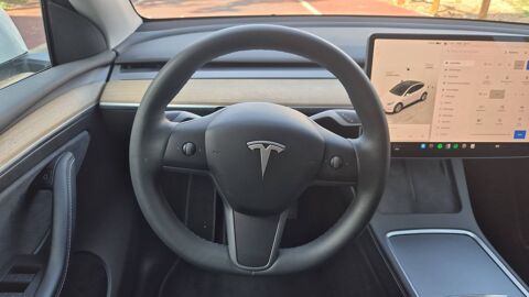 Model Y 275 Rwd Standard Range 2022 occasion 18000 Bourges