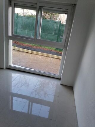  Appartement à louer 3 pièces 70 m²