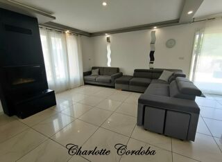  Maison � vendre 9 pi�ces 253 m�