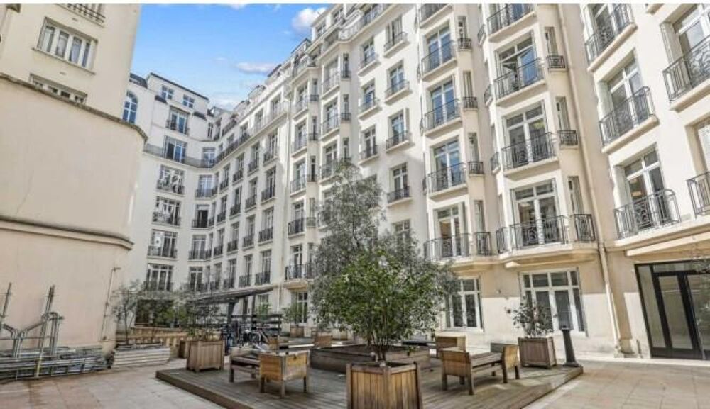   Avenue Hoche STANDING Paris 8