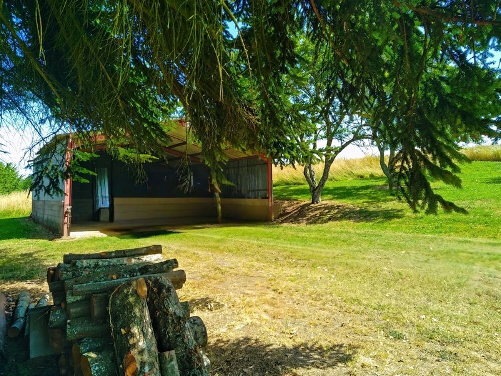 Vente Maison Ancienne ferme à rénover sur 7 000 m2 de terrain Seveux