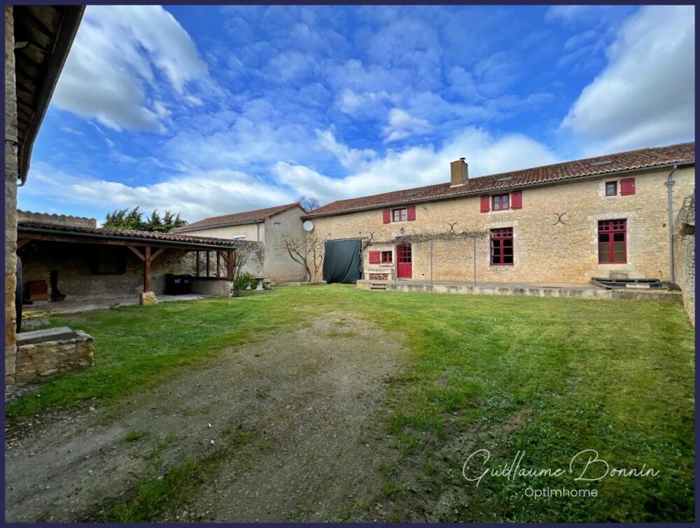 Vente Maison Maison 7 pièces, 5 chambres - Longère rénovée de 230m² avec cour et jardin à 35mn de Poitiers Maille