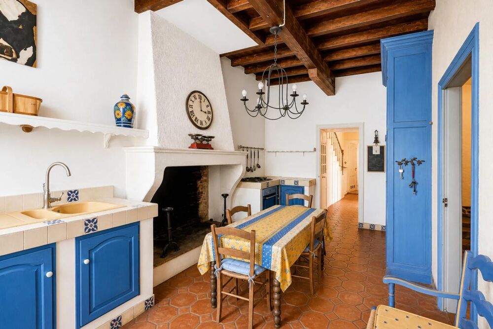 Maison de 7 pièces - Jardin - Garage