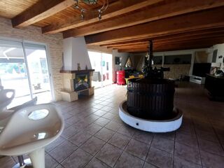  Maison à vendre 8 pièces 185 m²