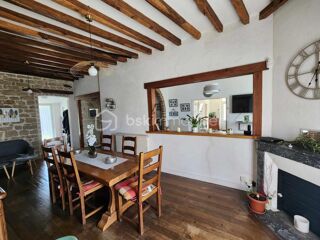  Maison  vendre 8 pices 208 m