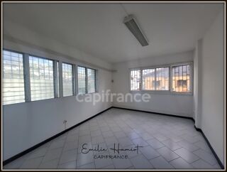  Appartement � louer 4 pi�ces 82 m�