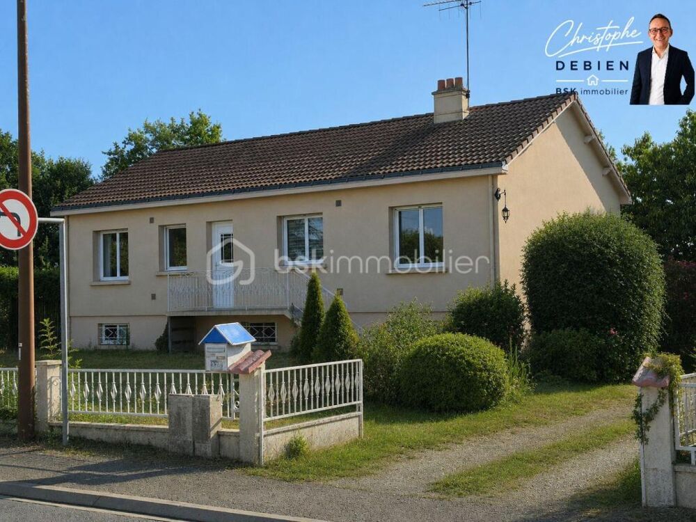 Maison 5 pièces 105 m² · à Saint Martin des Noyers · 105 m² · 150 000 €