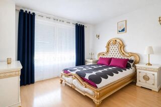  Appartement à vendre 4 pièces 145 m²
