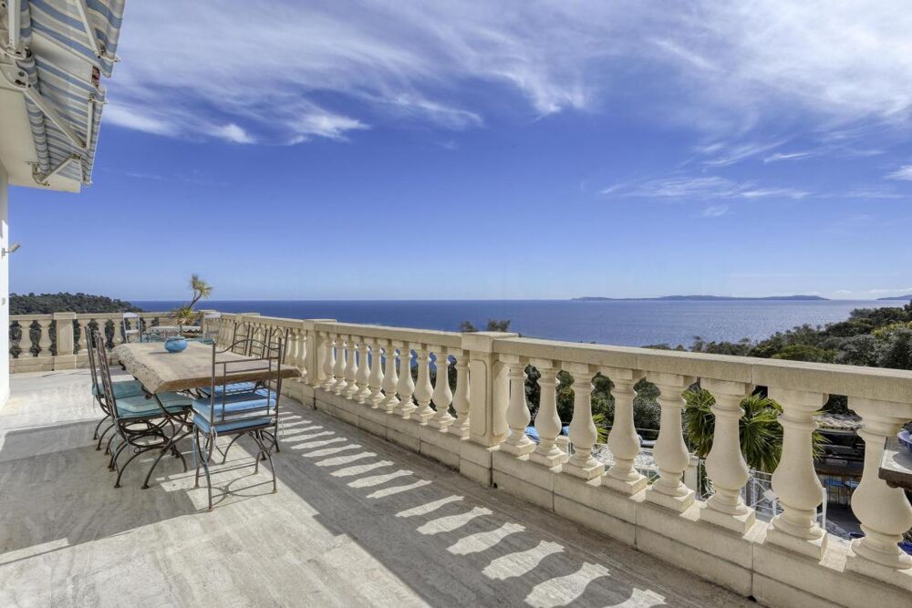 � vendre  Maison Rayol-Canadel-sur-Mer (83820)