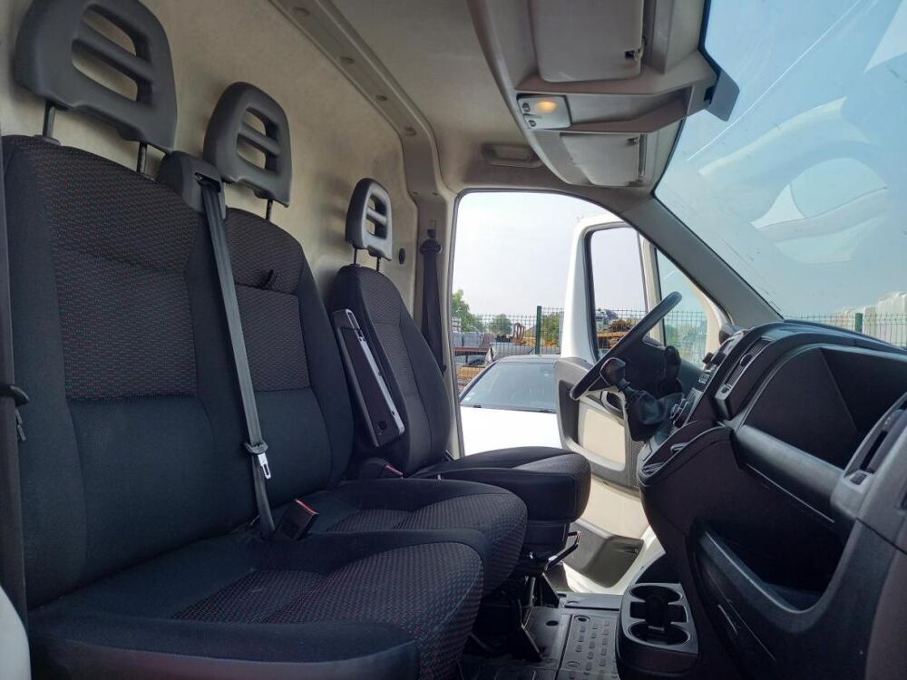 Boxer Premium 330 L1H1 2.0 BlueHDi 110 CH FOURGON TOLE 2018 occasion 14650 Carpiquet