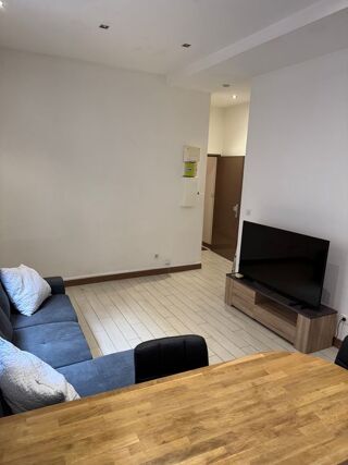  Appartement à louer 2 pièces 35 m²