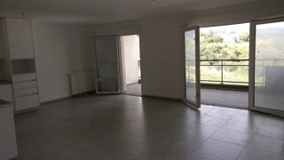  Appartement à louer 4 pièces 94 m²