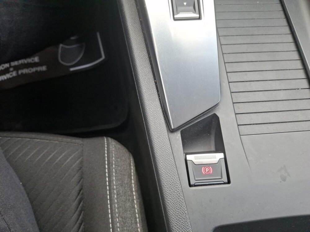 308 SW III 1.6 PHEV 180 ACTIVE PACK E-EAT8 2023 occasion 55800 Contrisson