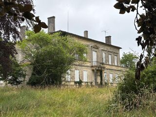  Maison à vendre 15 + pièces 630 m²