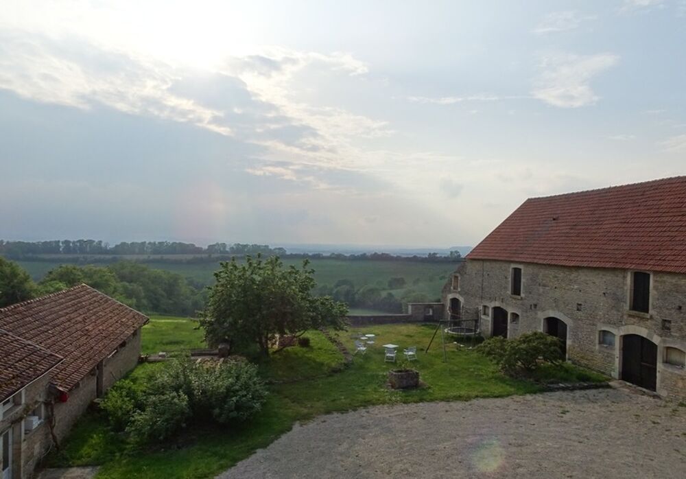 Vente Ferme Propriete  proche de POUILLY EN AUXOIS (21) à vendre 12 pièces Pouilly en auxois