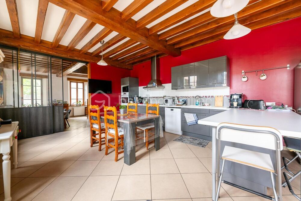 Vente Maison Magnifique longère du 19 ème siècle totalement rénovée avec ses grands volumes et ses dépendances ! Sens