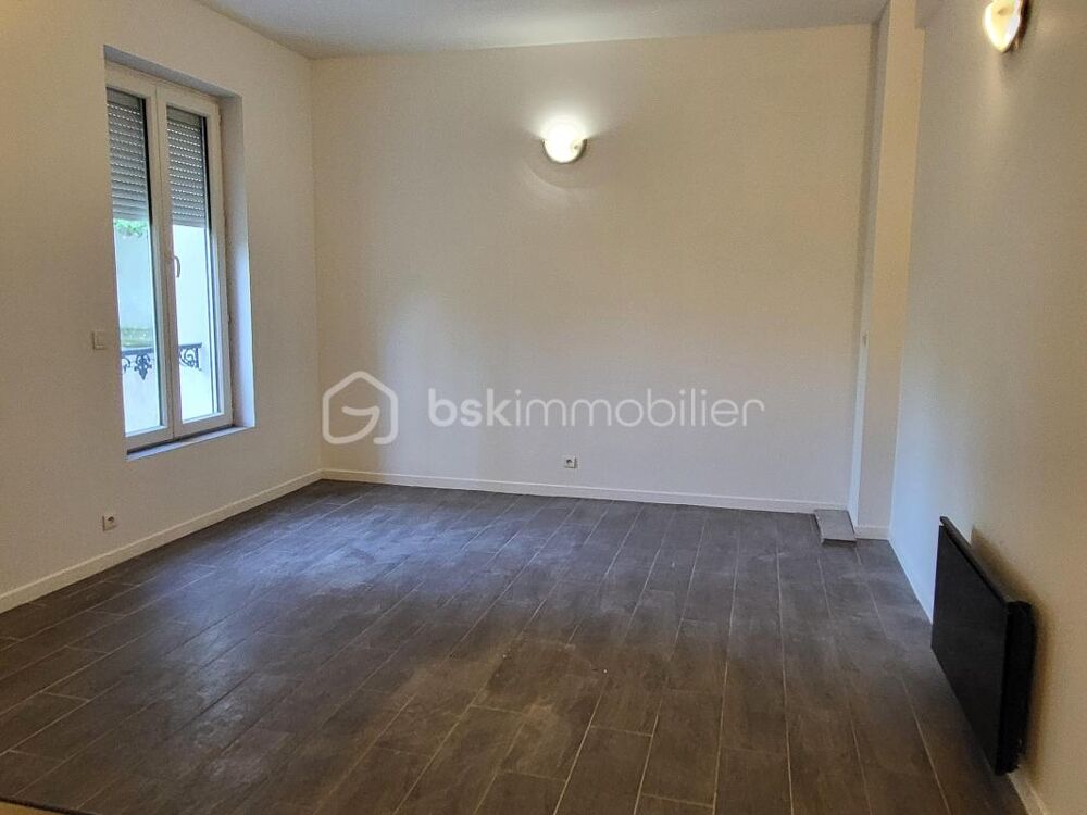 Charamant appartement entiérement refait