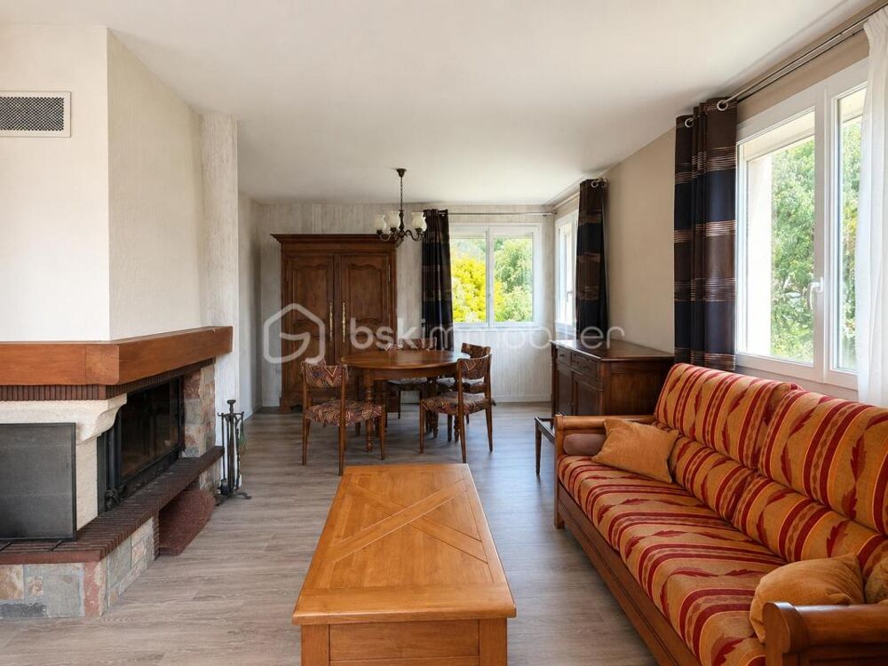 MAISON FAMILIALE - 6 CHAMBRES - TROARN