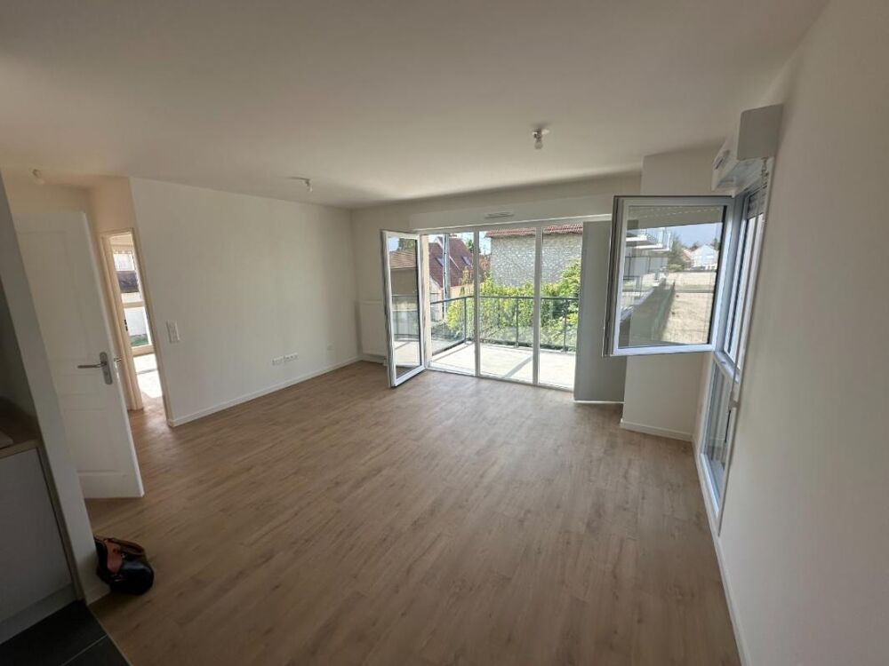 T3 neuf avec balcon et parking à Mainvilliers