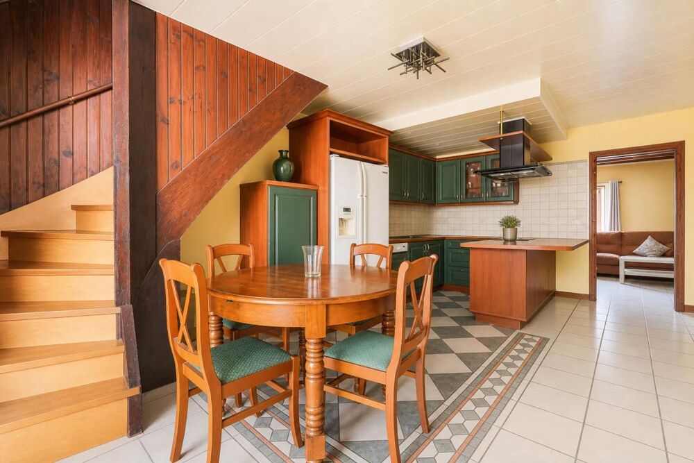 Ensemble maison + studio loué à Linas, 133 m²
