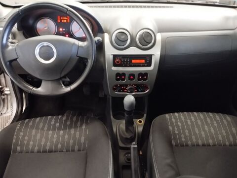 Sandero 1.2 75 BLACKLINE 5P 2010 occasion 06640 Saint-Jeannet