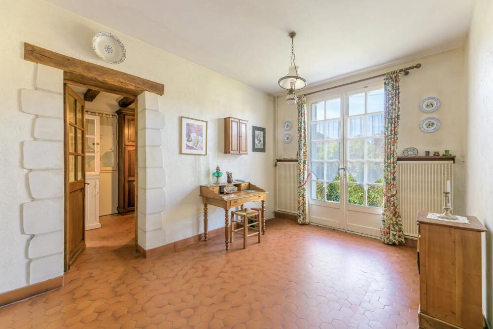 Vente Maison MAISON STYLE DE MAITRE DE 132M2- 4 CHAMBRES-JARDIN ET GARAGE Joue les tours