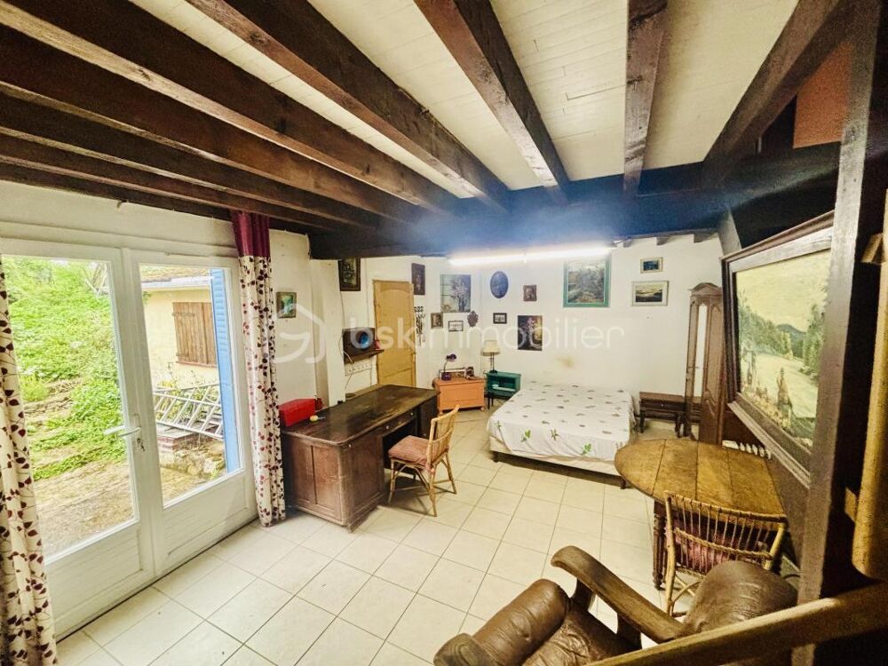 ? Maison familiale de caractère  142 m² avec jardin arboré à Bagneaux (89190)
