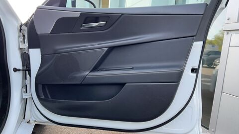XE 2.0 D 180 BVA8 R-Sport - Automatique 2018 occasion 69002 Lyon