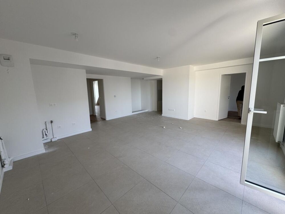 Vente Appartement À VISITER – DERNIER ÉTAGE – BALCON AVEC VUE JARDIN – PARKING DOUBLE – À 350 M DE LA GARE Saint leu la foret