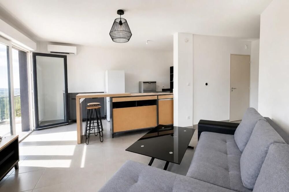 Vente Appartement Appartement 2 pièces de 47,32 m² Pont de Vivaux Marseille 10
