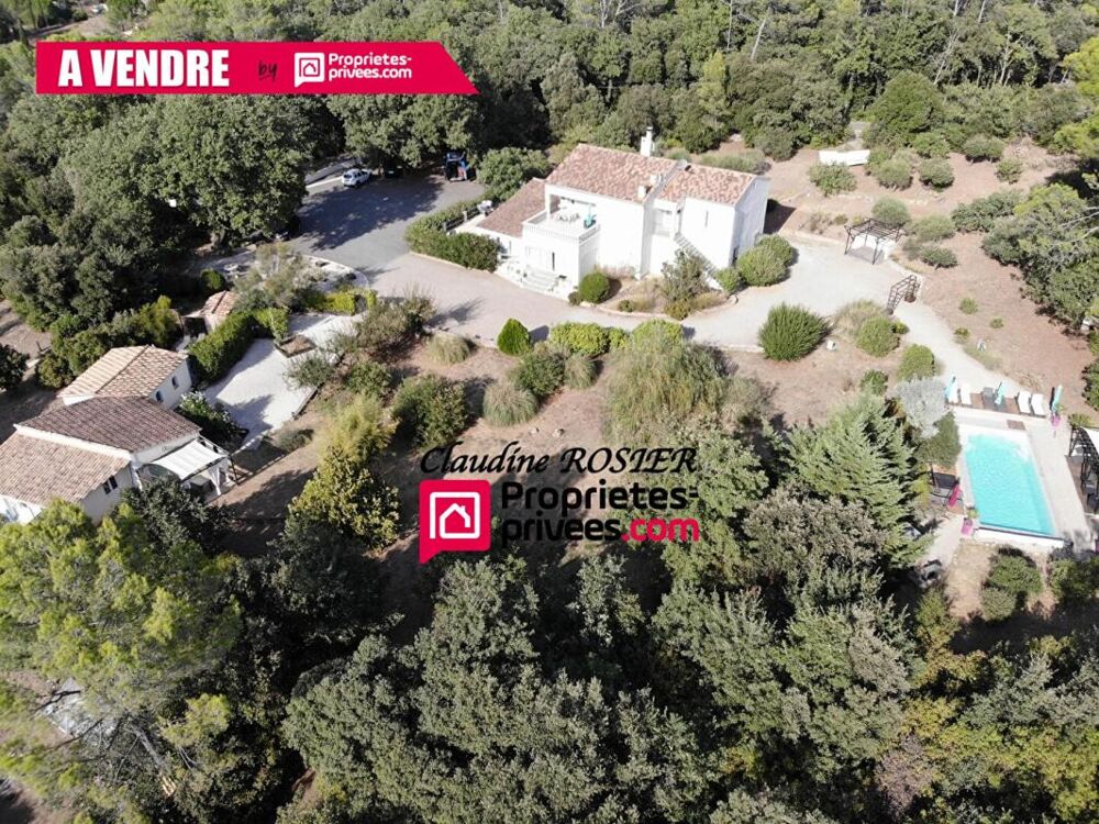 Besse Sur Issole Propriété de 340 m2 terrain 1,2 ha piscine