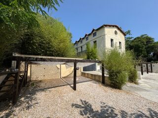  Maison  vendre 15 + pices 350 m