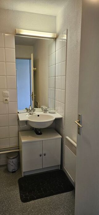  Appartement à louer 1 pièce 27 m²
