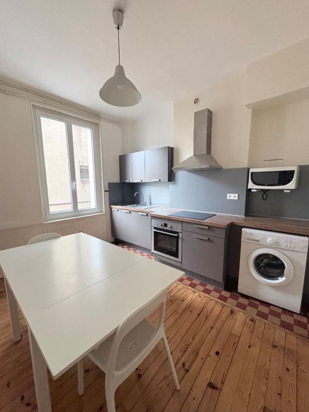 Location Appartement Appartement 2 pièces - 58 m² - Proche faculté Saint etienne